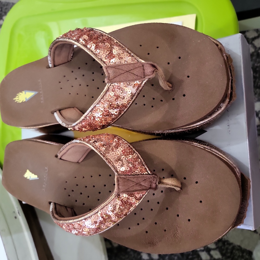 Volatile, brown sequins, flip flop